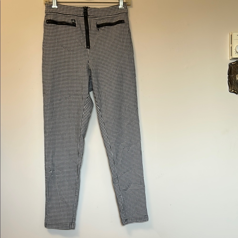 Urban Outfitters black & white checked pattern stretch pants zip pockets NWT